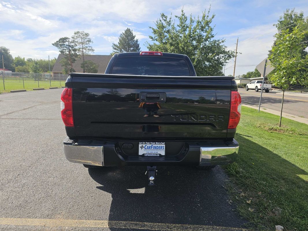 2018 Toyota Tundra SR5 photo 3