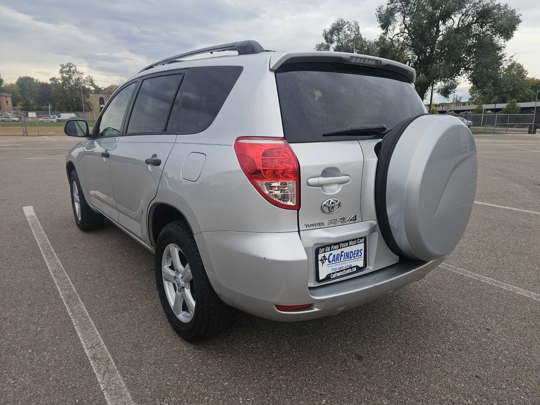2006 Toyota RAV4 Base photo 3