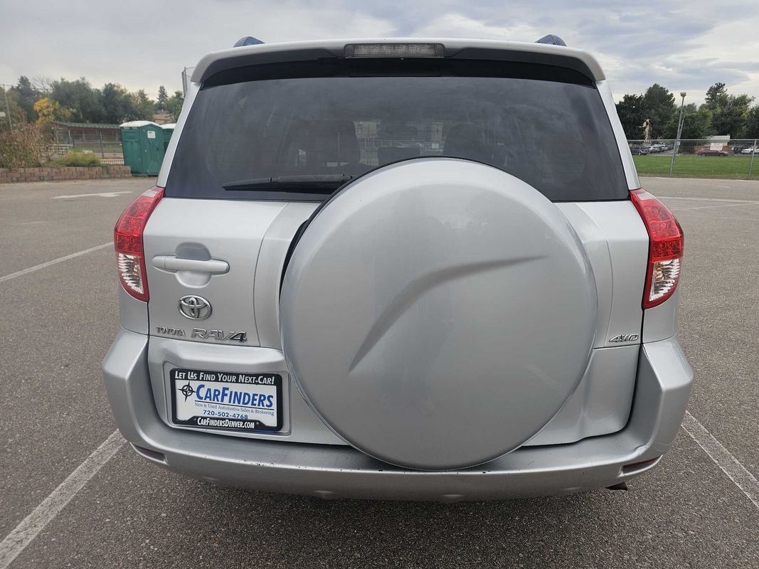 2006 Toyota RAV4 Base photo 4