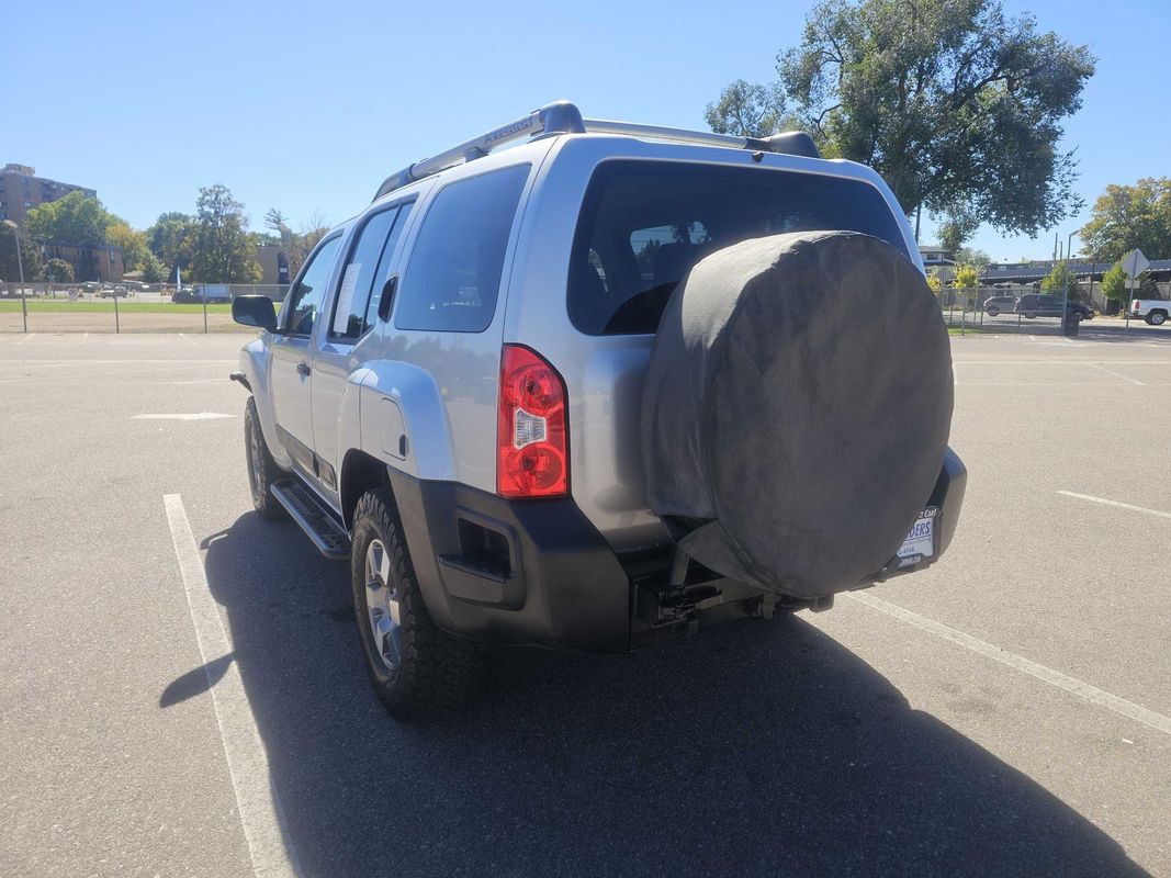 2012 Nissan Xterra PRO-4X photo 2