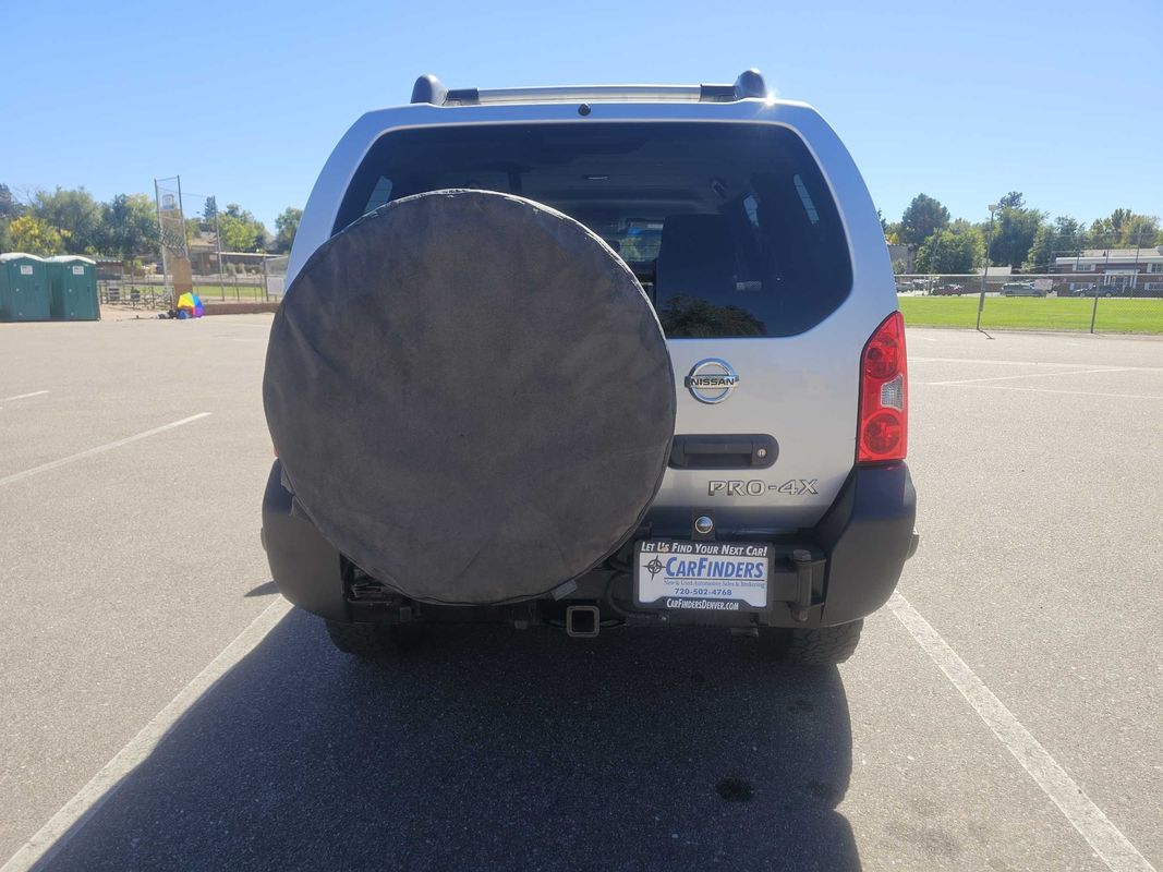 2012 Nissan Xterra PRO-4X photo 3