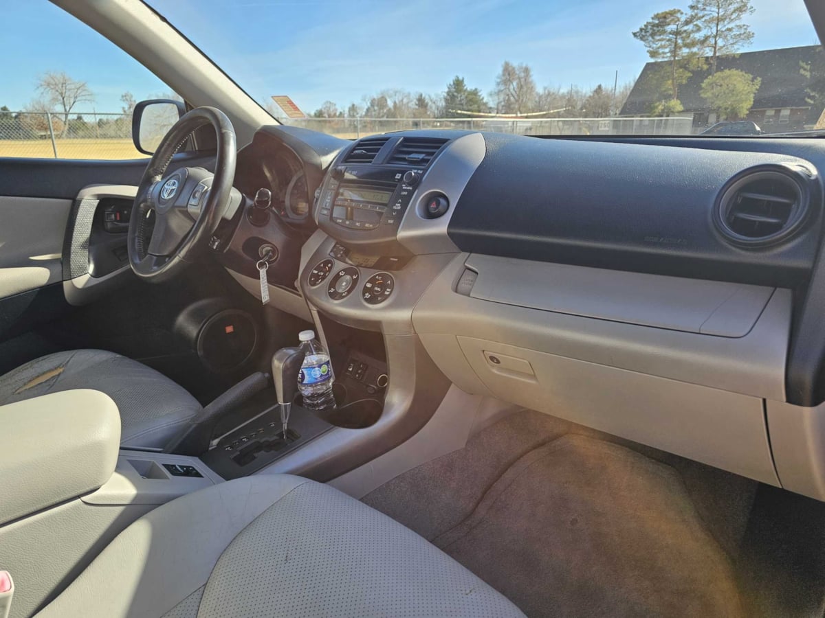 2008 Toyota RAV4 Limited - Photo 38