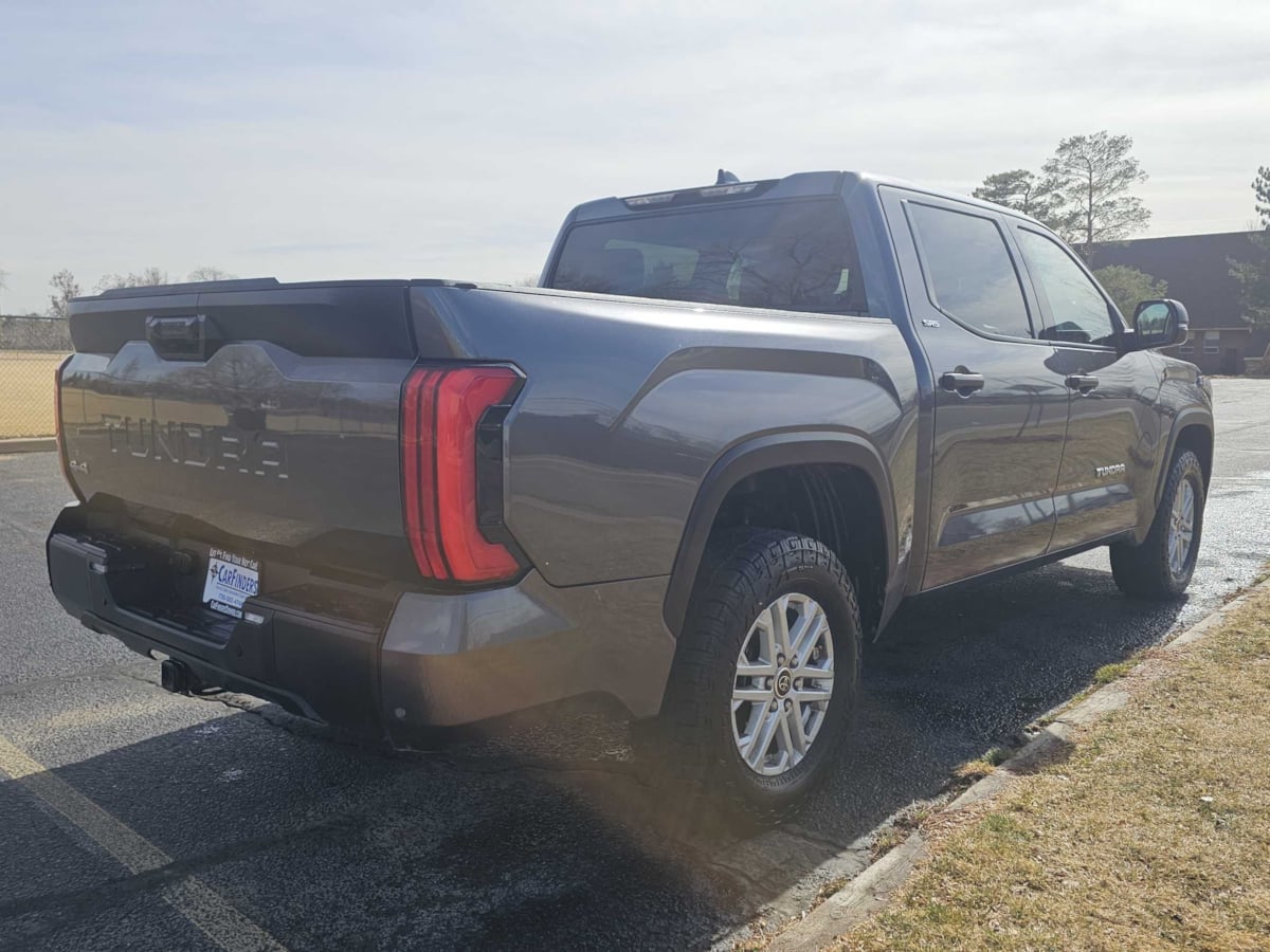 2023 Toyota Tundra SR5 - Photo 5
