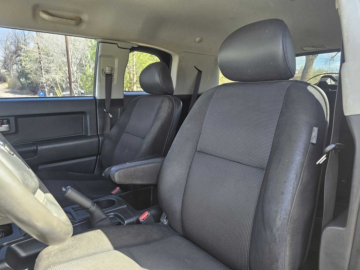 2007 Toyota FJ Cruiser Base - Photo 11