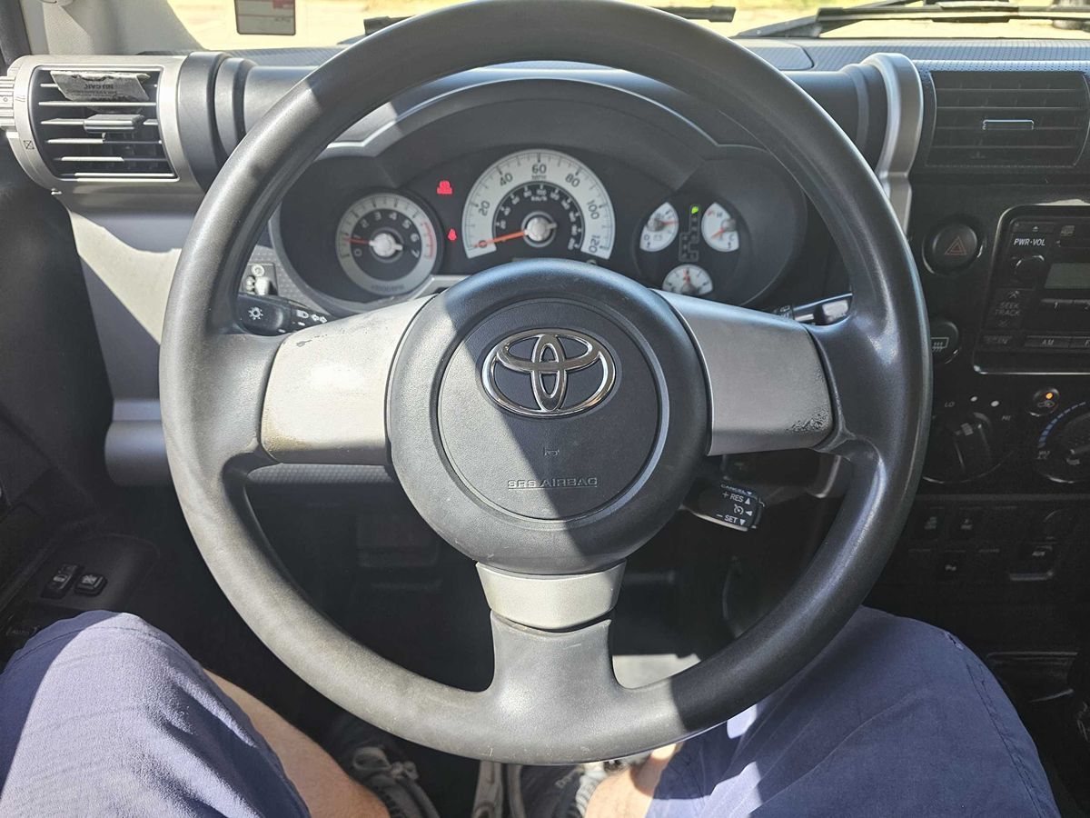 2007 Toyota FJ Cruiser Base - Photo 14