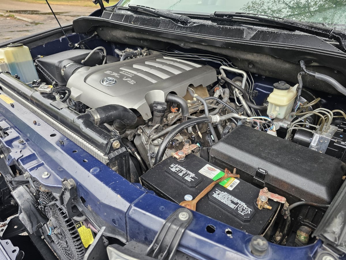 Toyota Sequoia photo 56