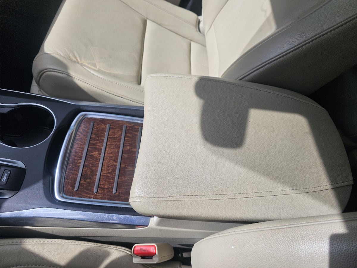 Acura MDX photo 20