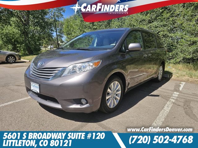 2013 Toyota Sienna XLE 7-Passenger