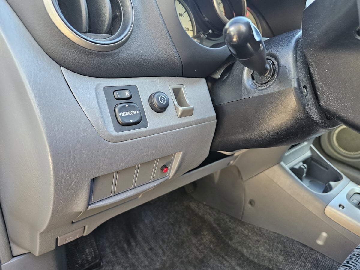 Toyota RAV4 photo 14
