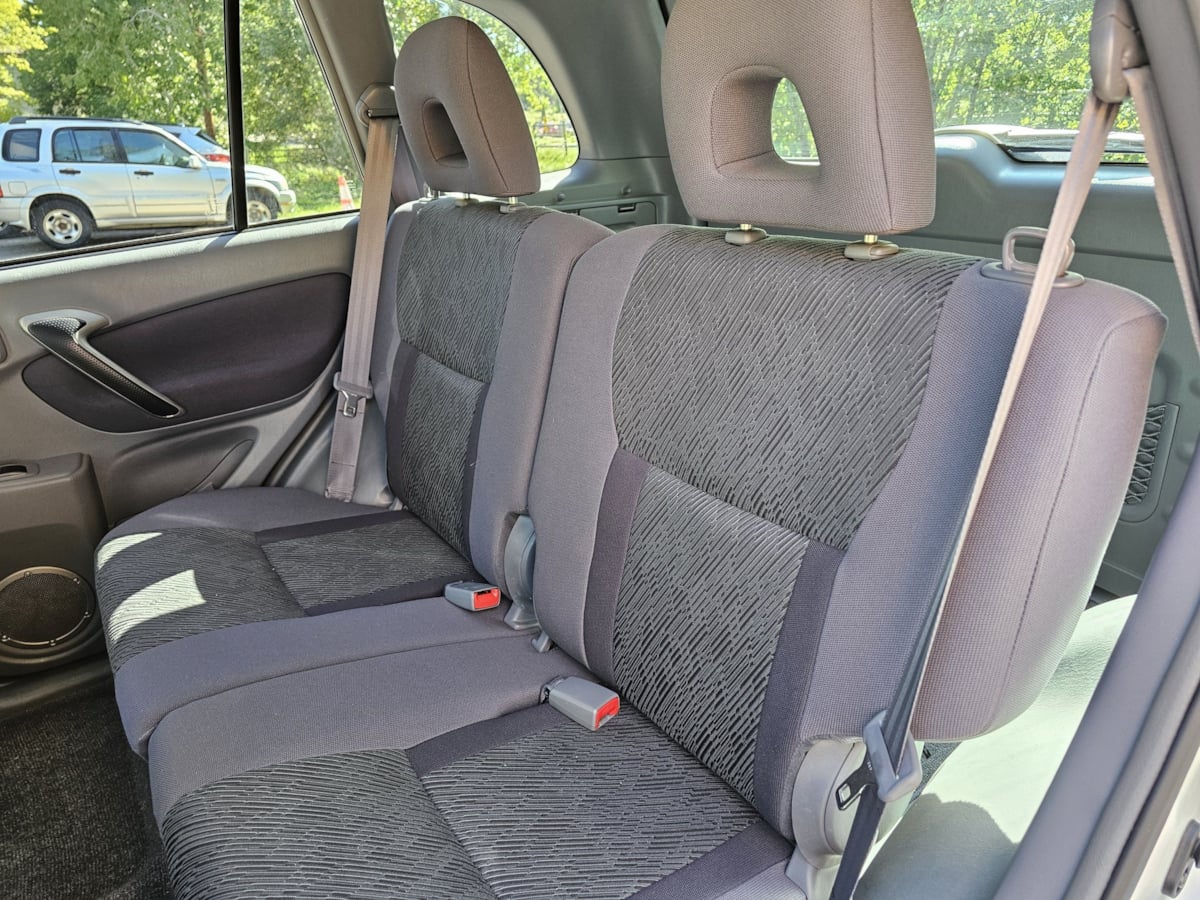 Toyota RAV4 photo 28
