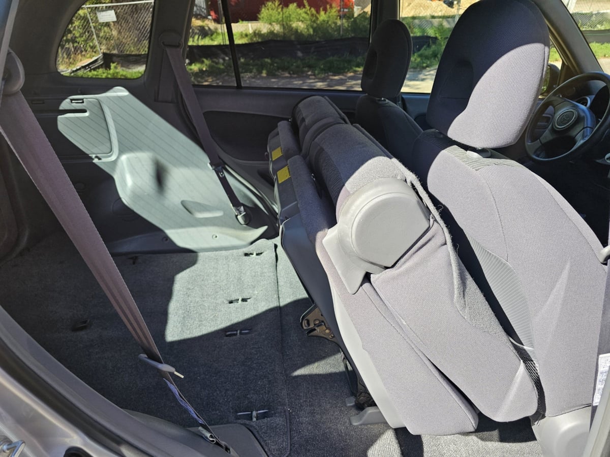 Toyota RAV4 photo 37
