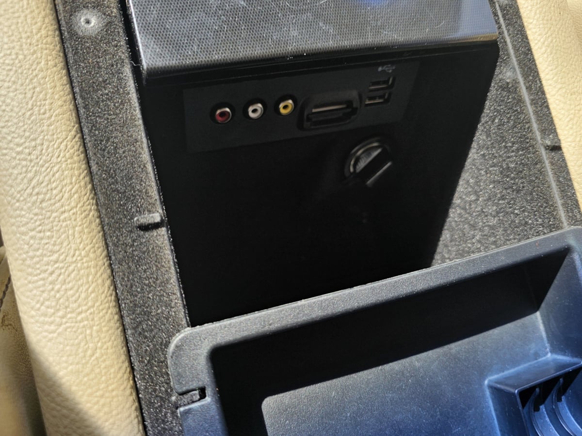 Ford Taurus photo 22