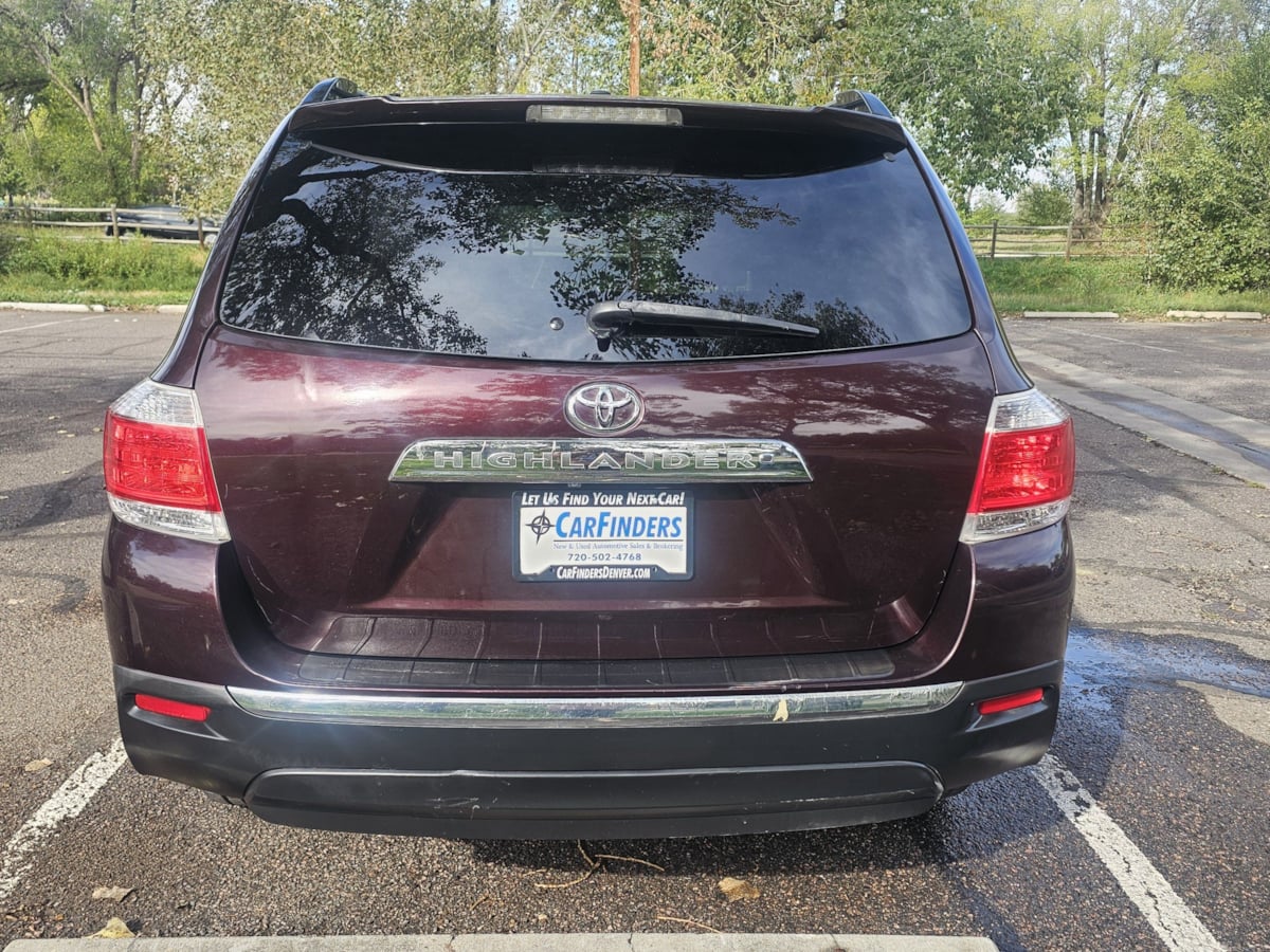 Toyota Highlander photo 4