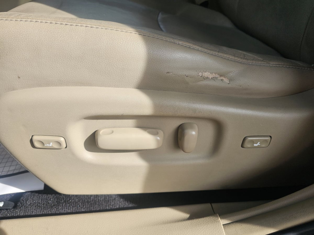 Toyota Highlander photo 12