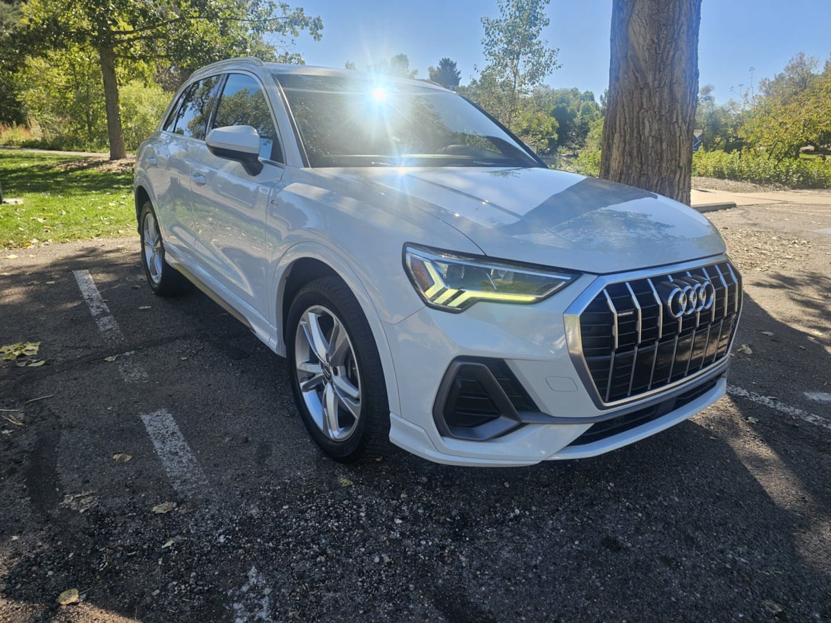 Audi Q3 photo 7