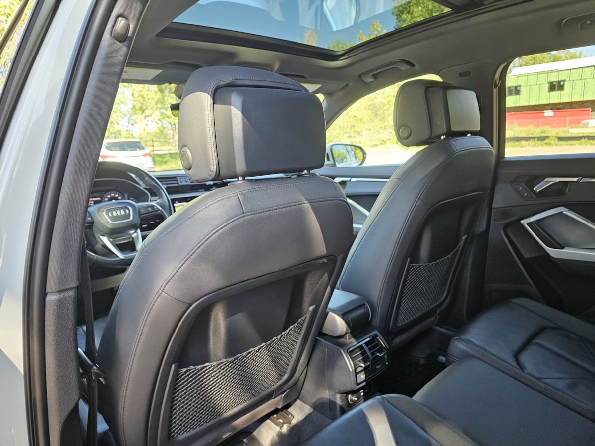 Audi Q3 photo 28