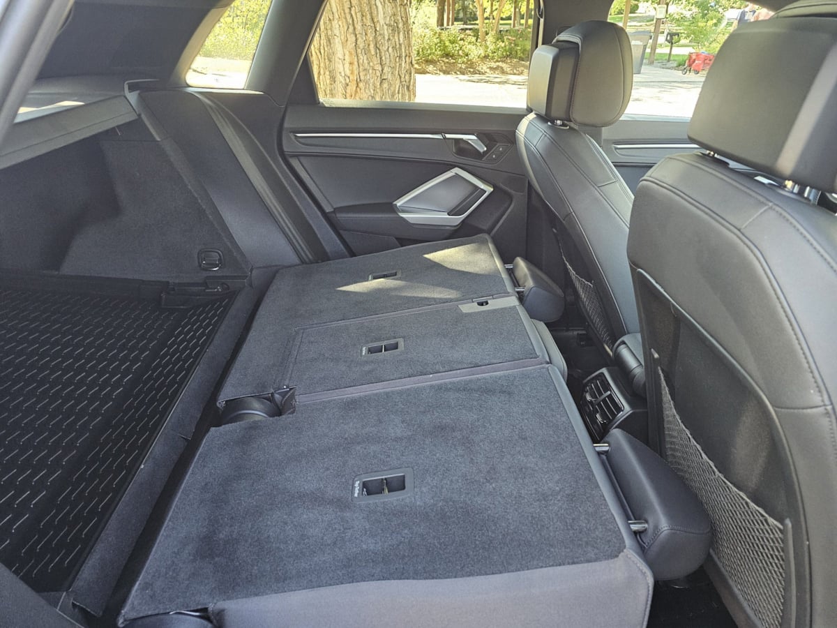 Audi Q3 photo 38