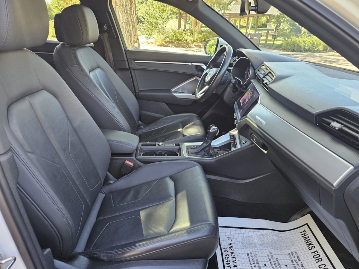 Audi Q3 photo 46