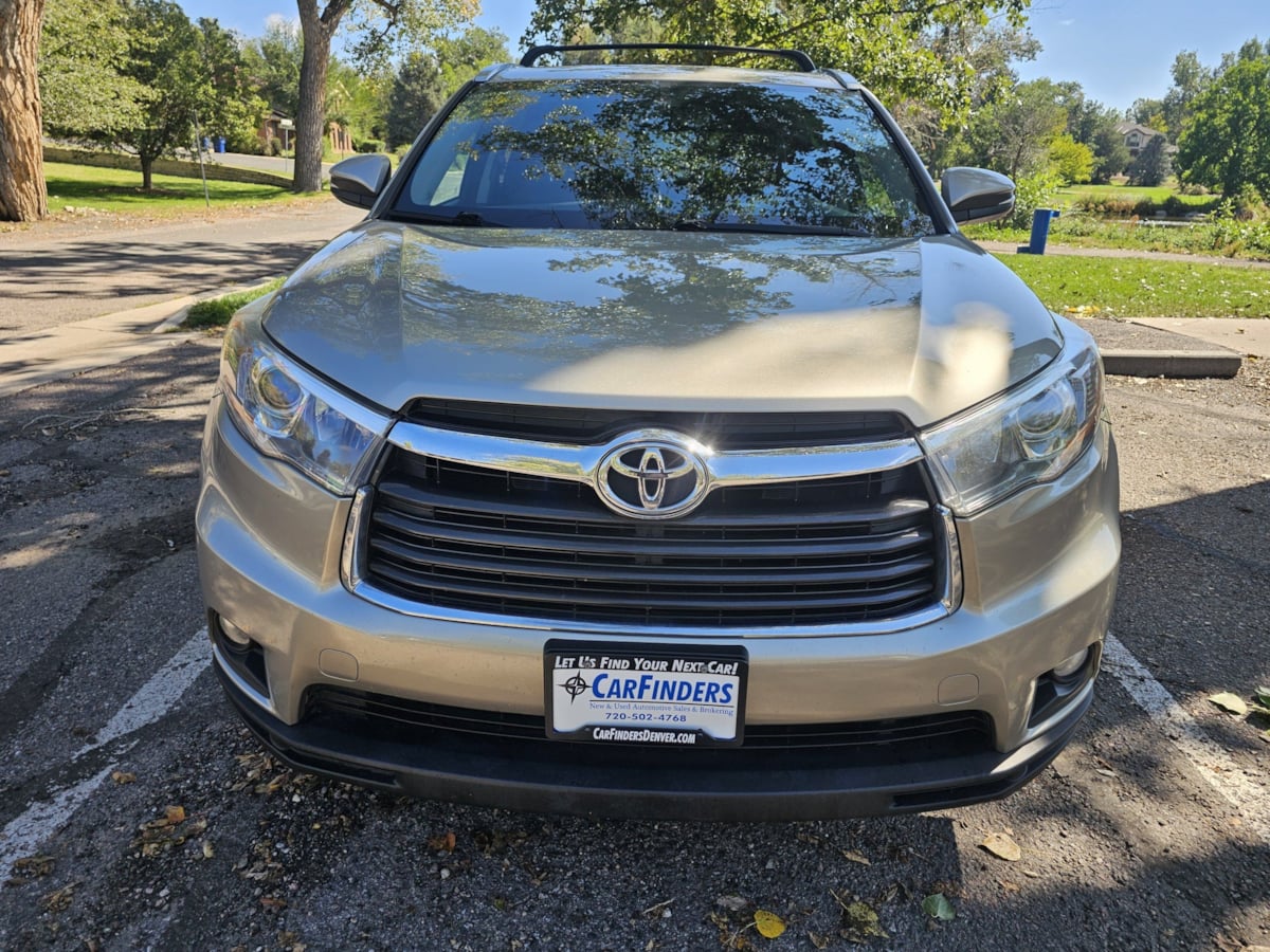 Toyota Highlander photo 8