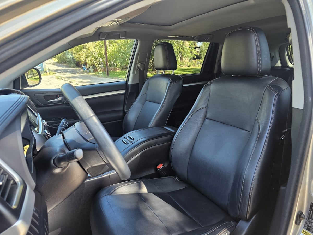 Toyota Highlander photo 11
