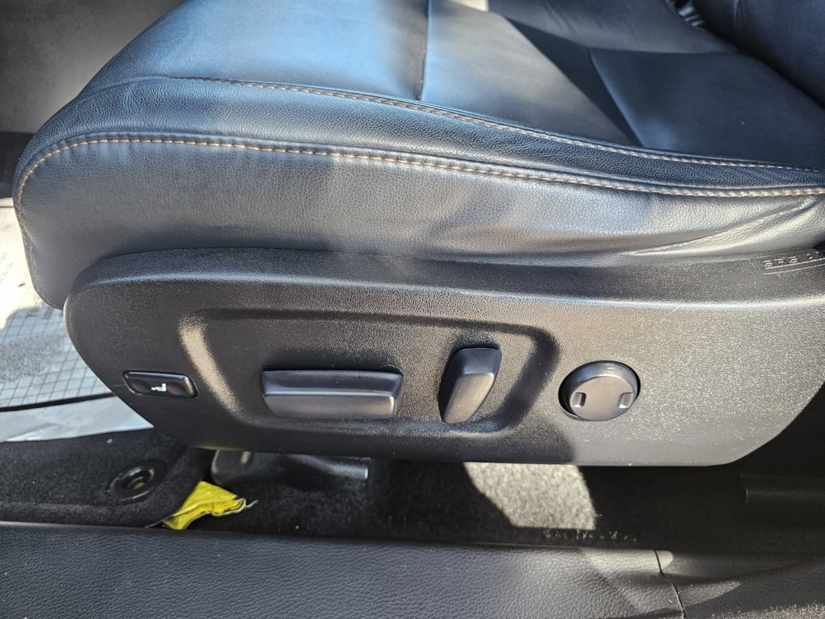 Toyota Highlander photo 12