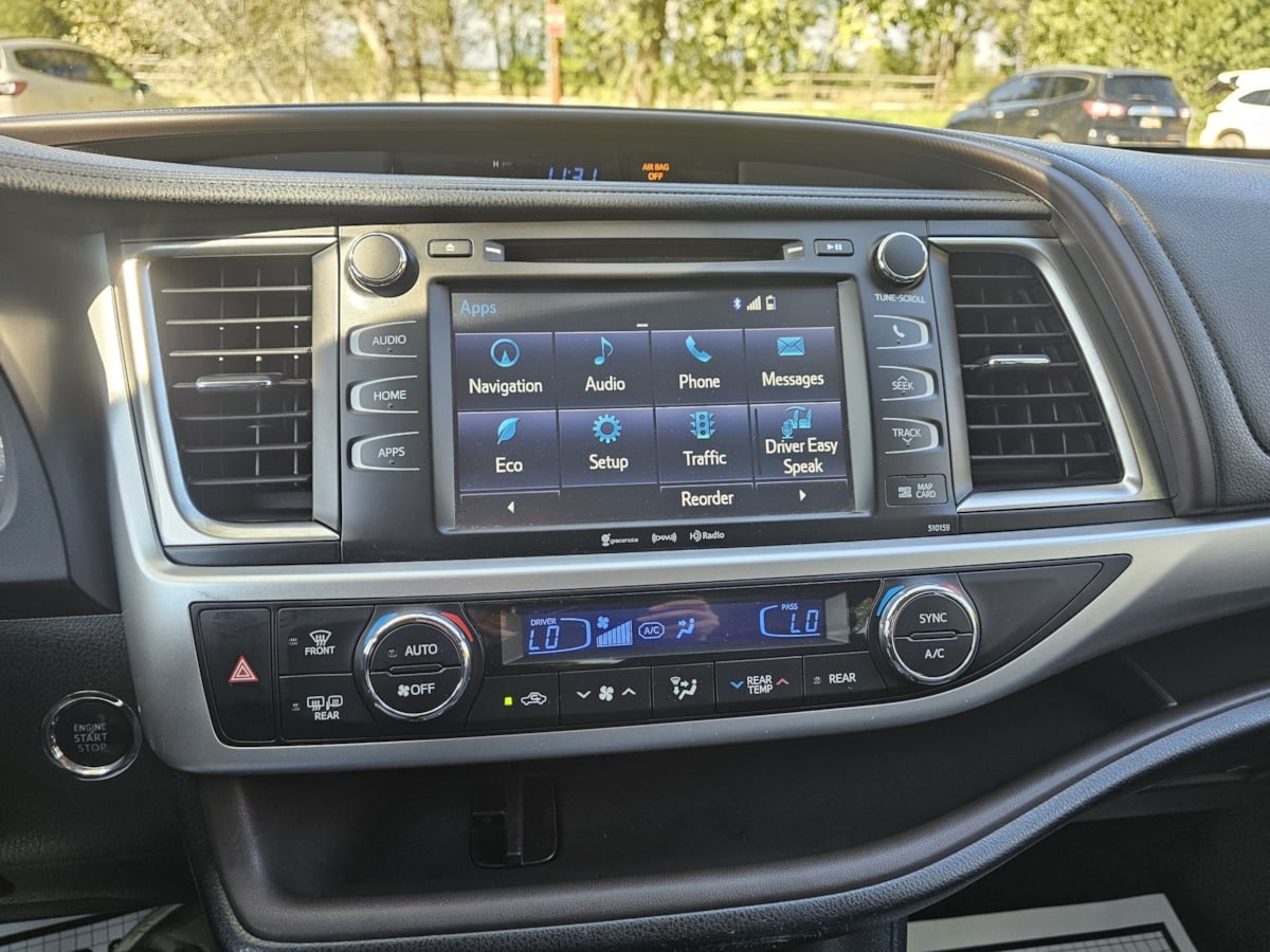 Toyota Highlander photo 17