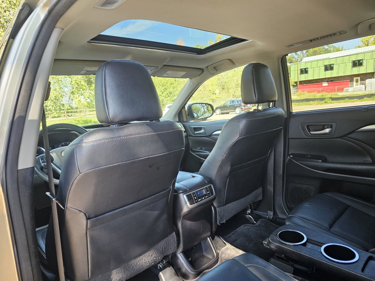 Toyota Highlander photo 28