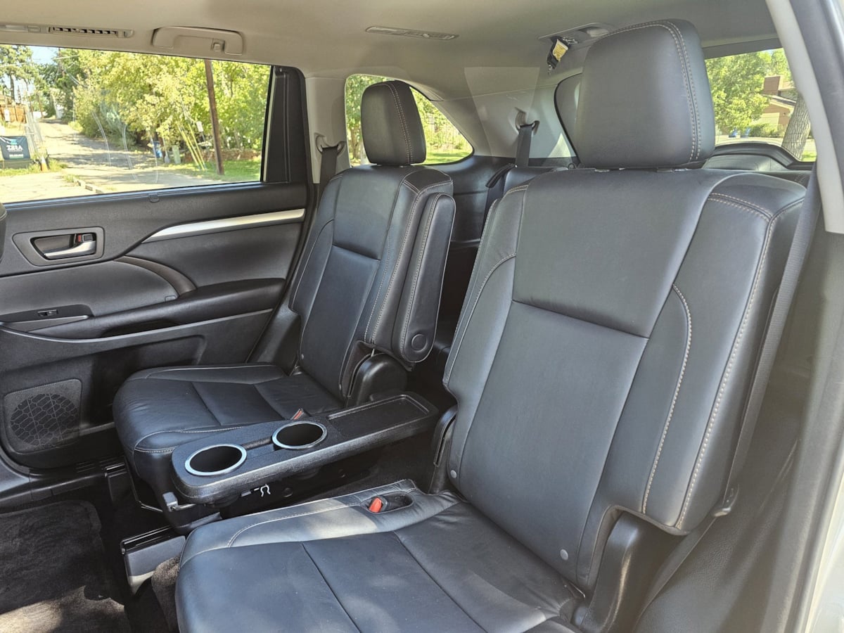 Toyota Highlander photo 29