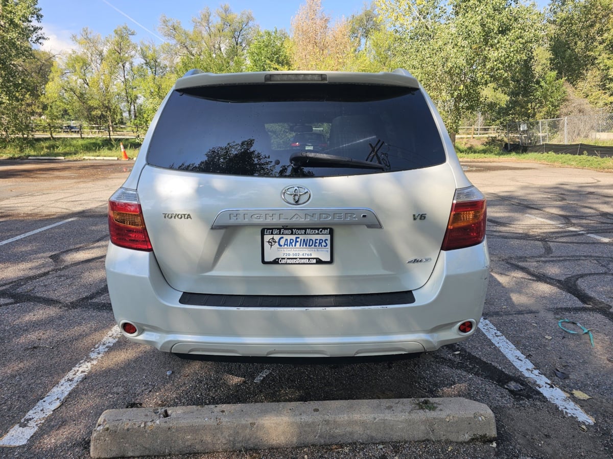 Toyota Highlander photo 4