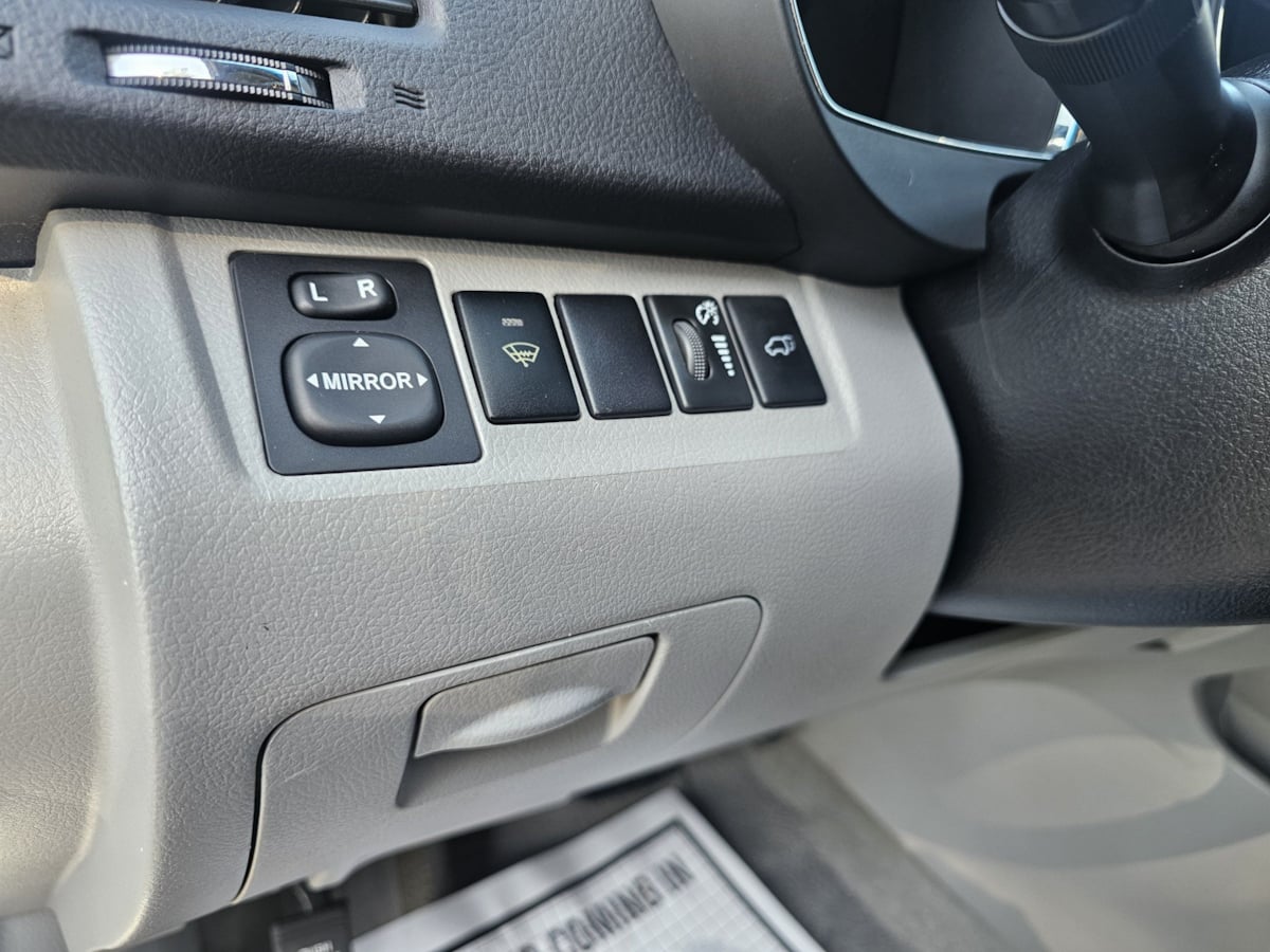 Toyota Highlander photo 15