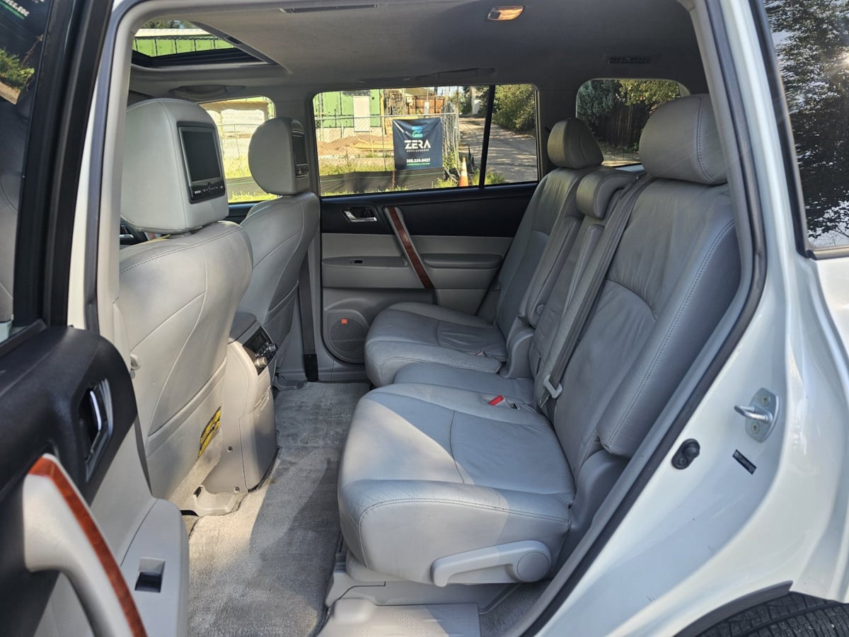Toyota Highlander photo 26