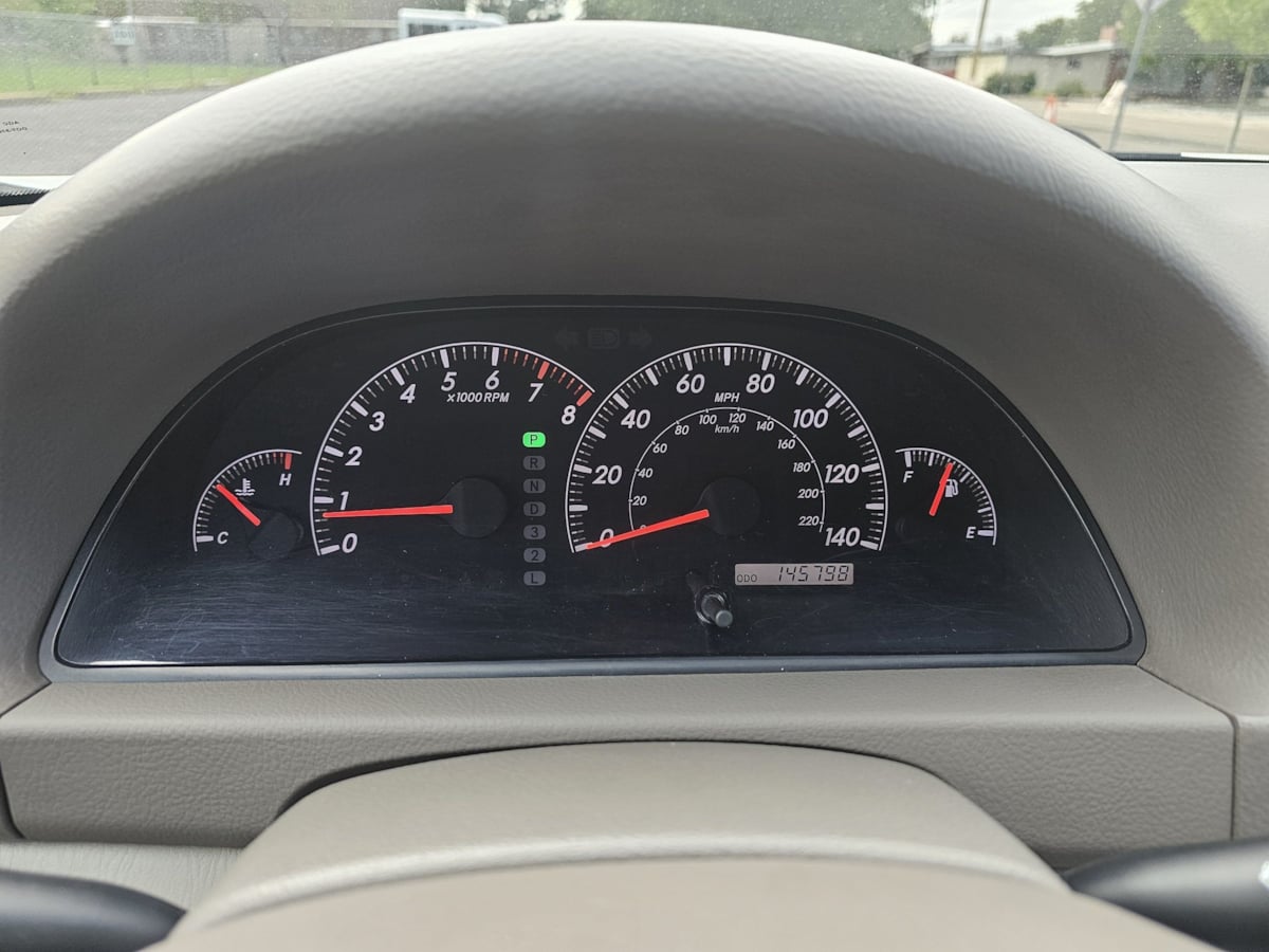 Toyota Camry photo 17