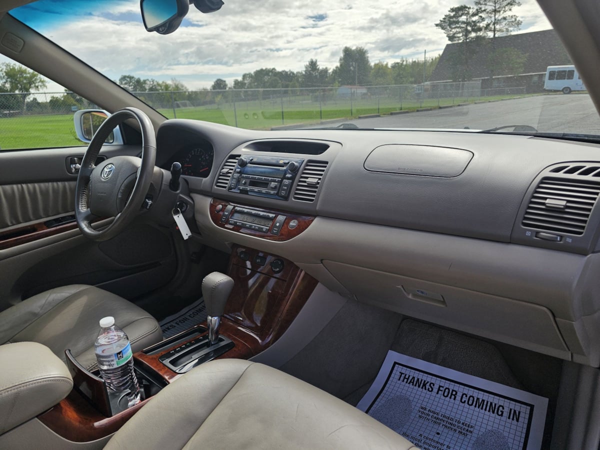 Toyota Camry photo 47