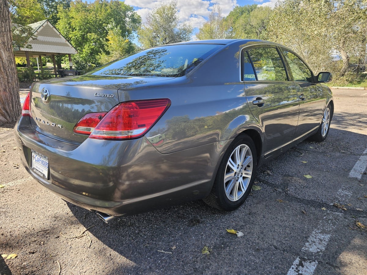 Toyota Avalon photo 5