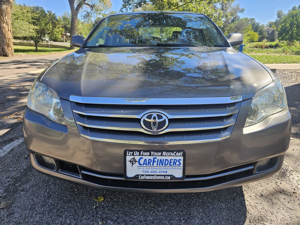 Toyota Avalon photo 8