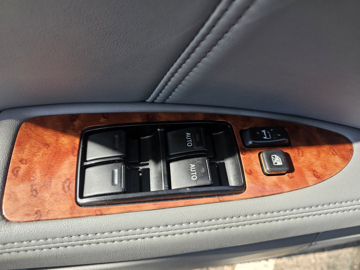 Toyota Avalon photo 13
