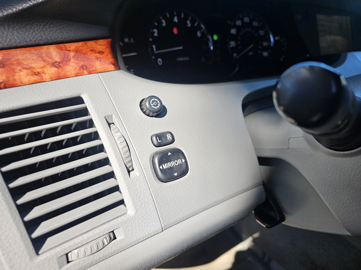 Toyota Avalon photo 16