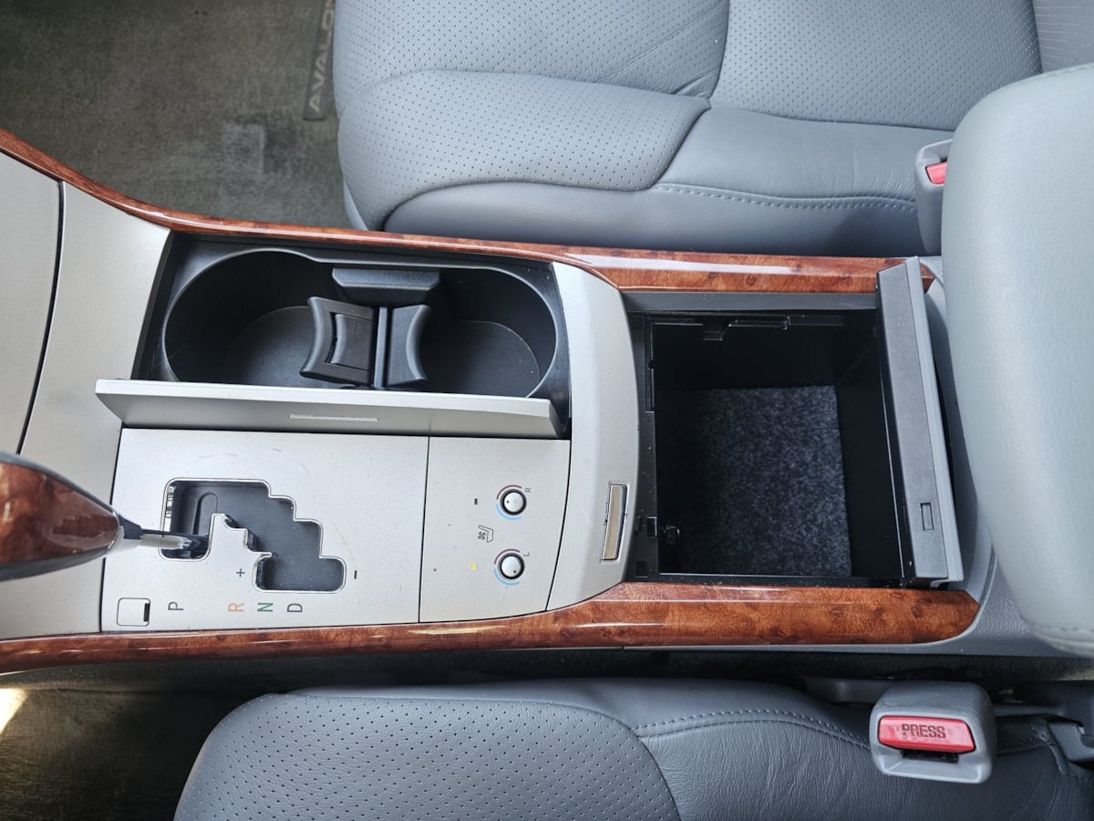 Toyota Avalon photo 23