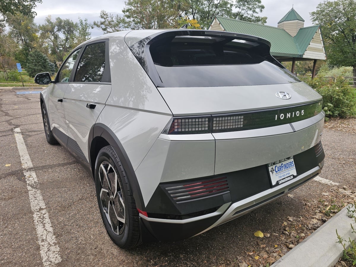 Hyundai Ioniq 5 photo 3