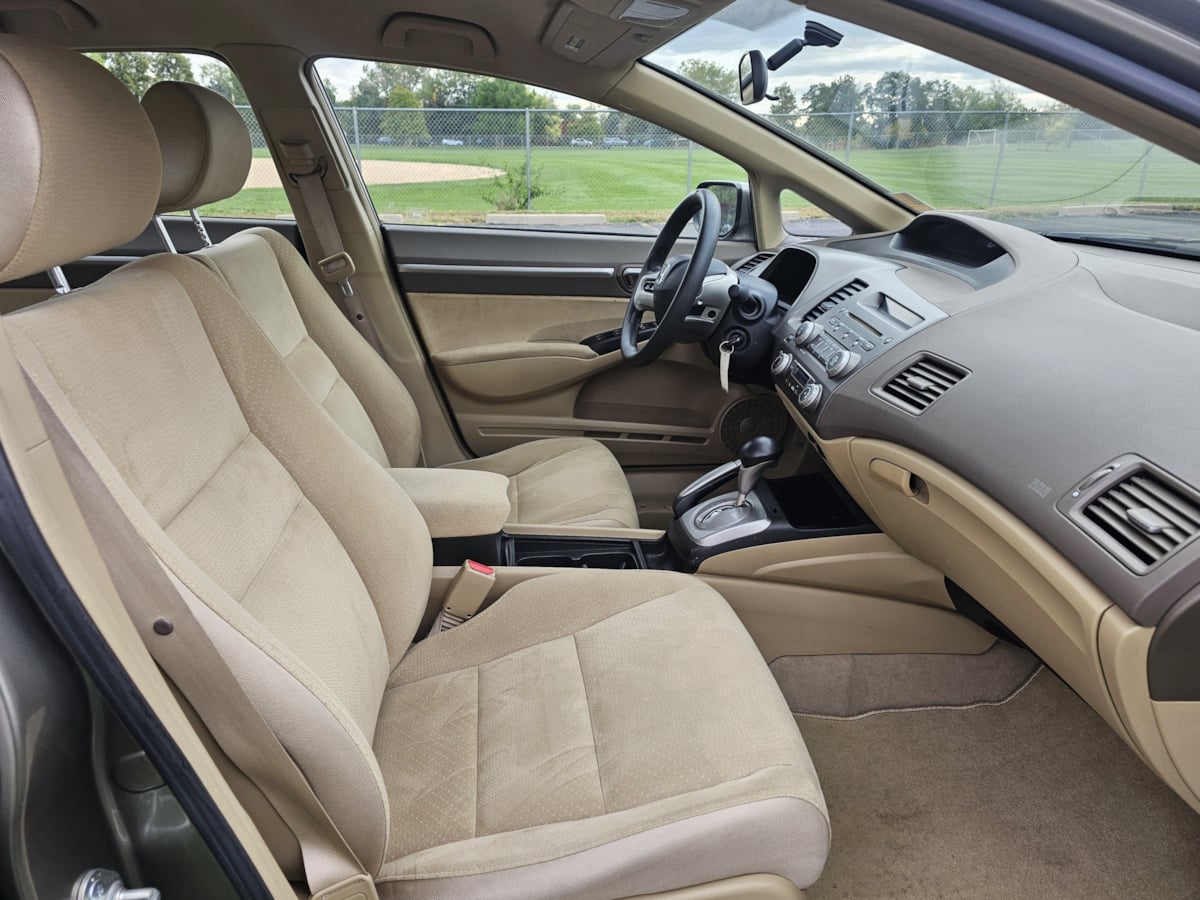 Honda Civic photo 32