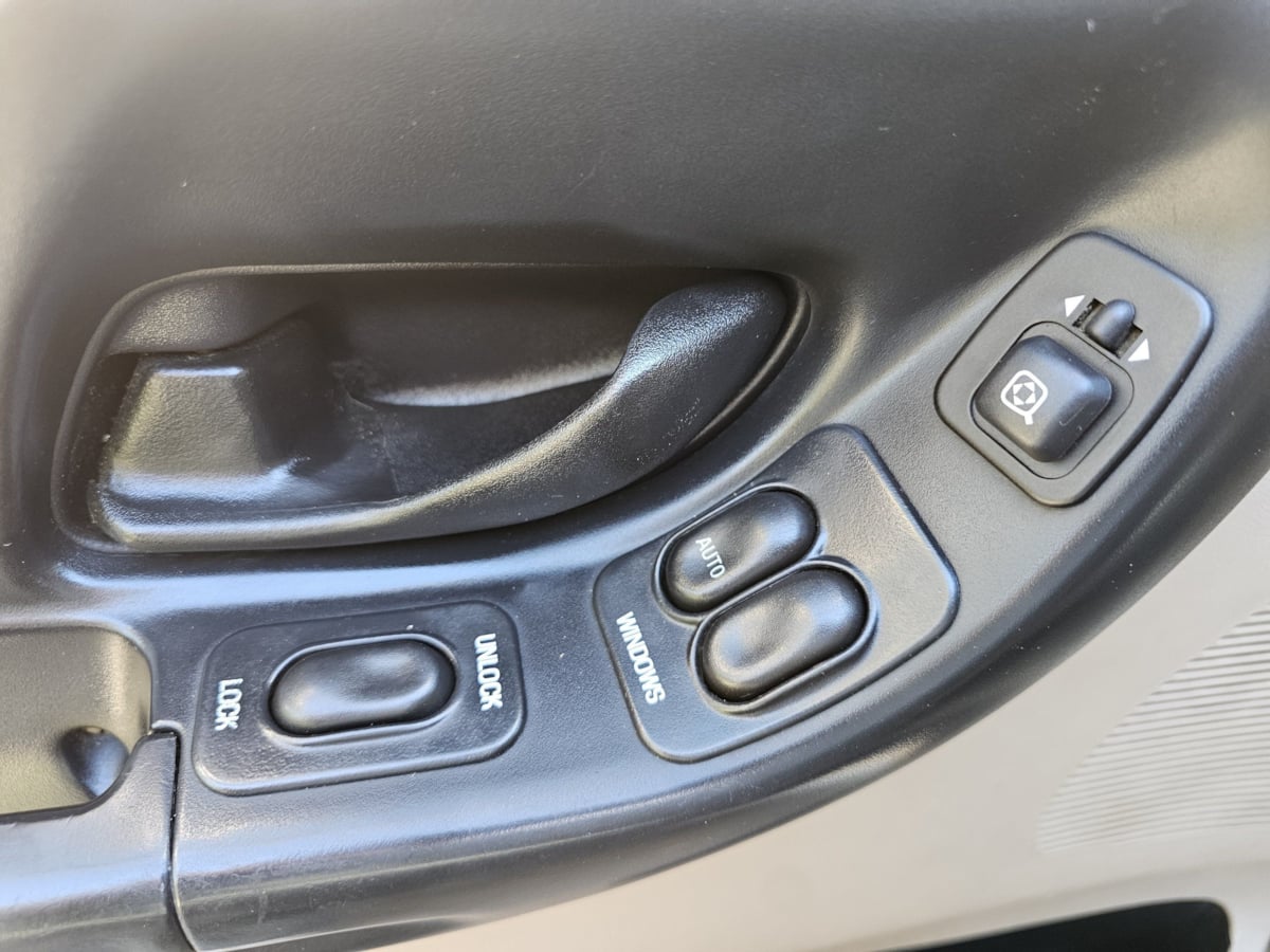 Ford Ranger photo 12