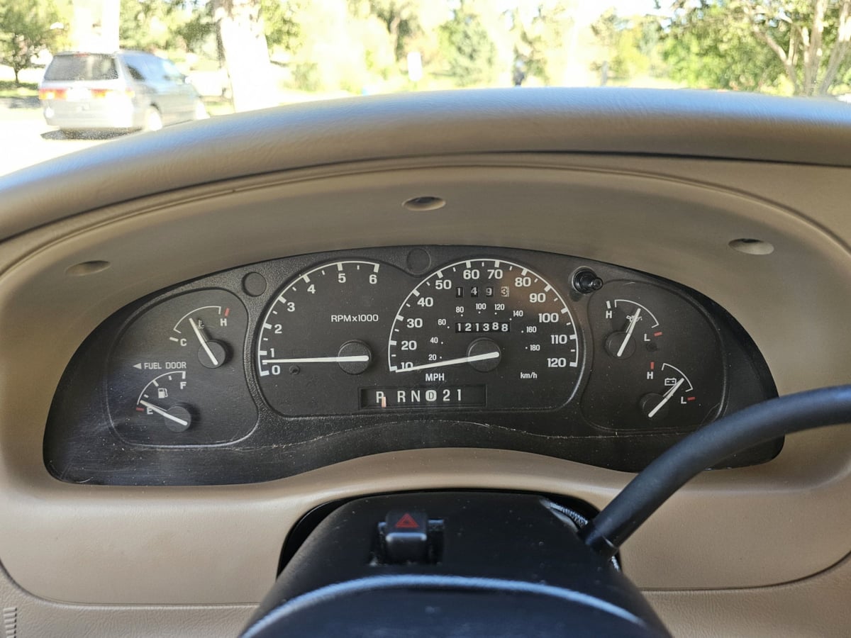Ford Ranger photo 15