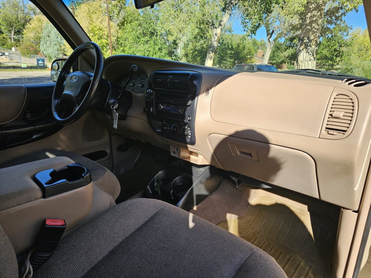 Ford Ranger photo 29