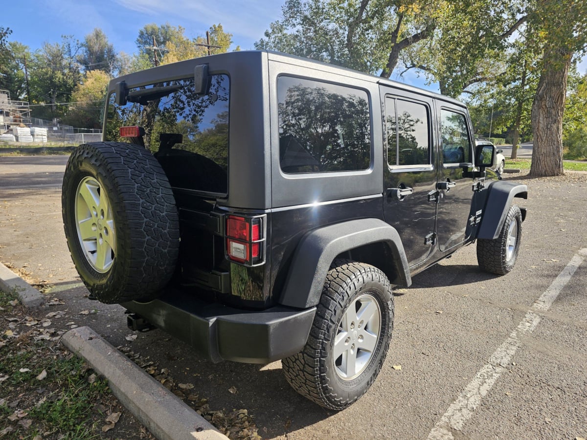 Jeep Wrangler photo 5