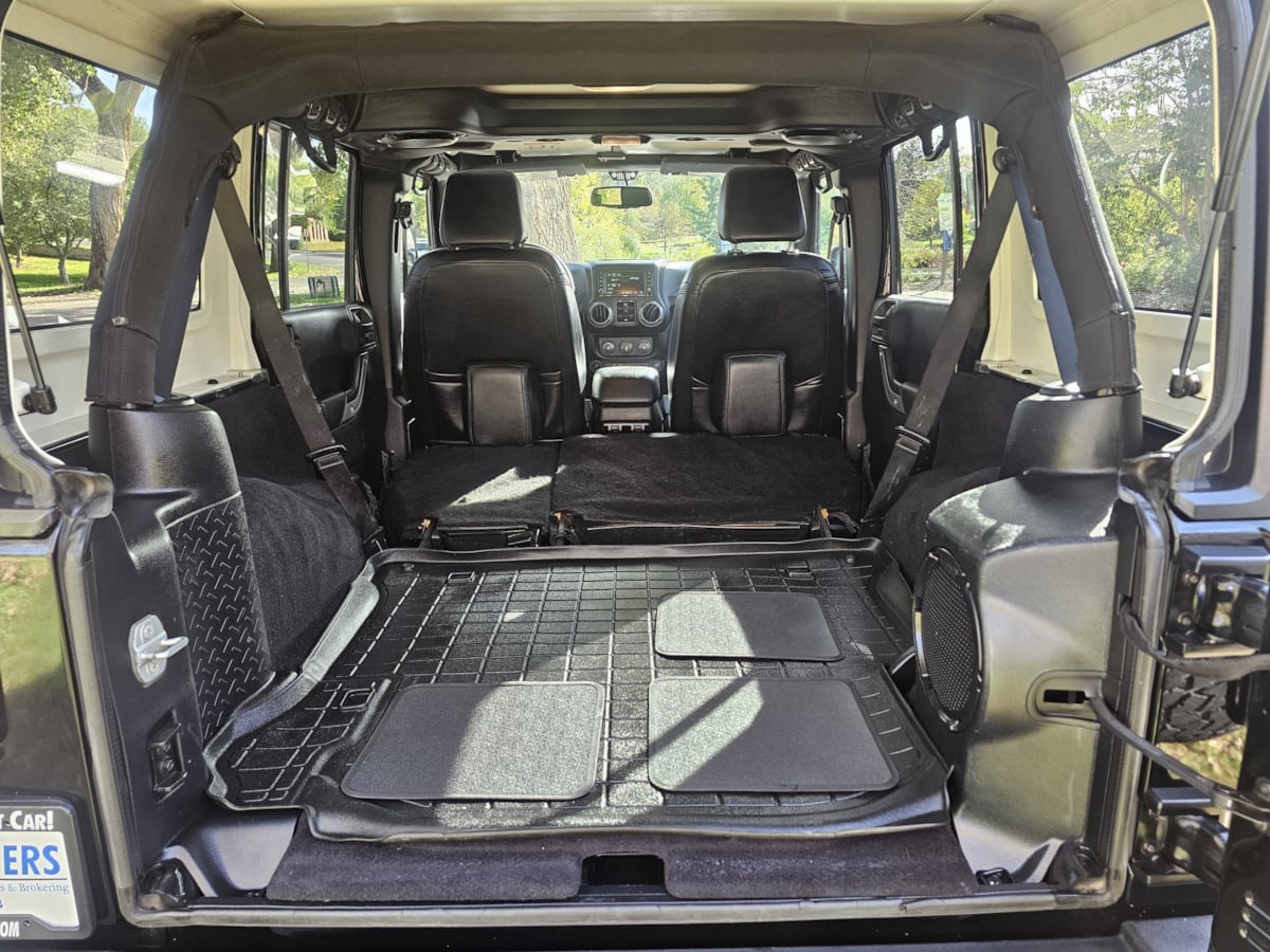 Jeep Wrangler photo 27