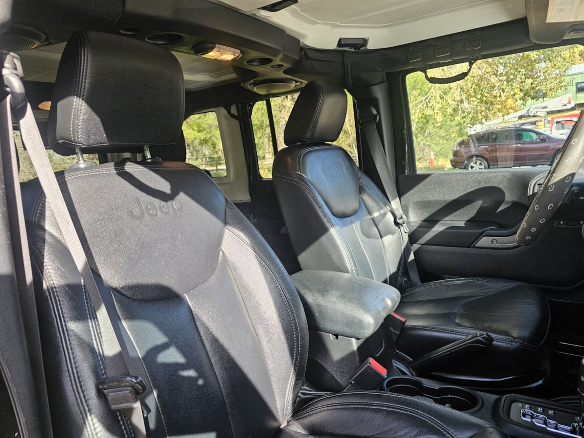 Jeep Wrangler photo 40