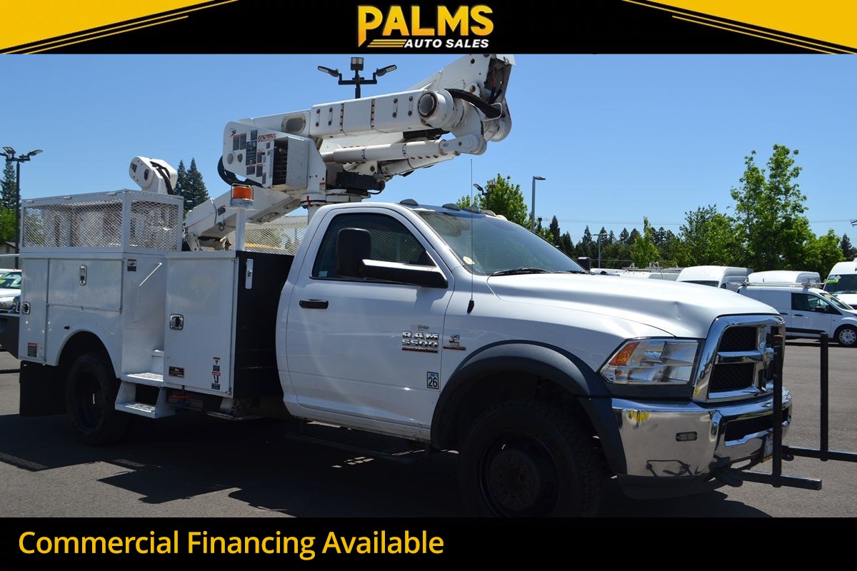 2015 Ram 5500 Tradesman 2WD Reg Cab 168" WB 84" CA