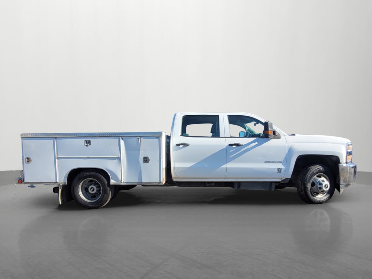 2015 Chevrolet Silverado 3500HD Work Truck photo 3