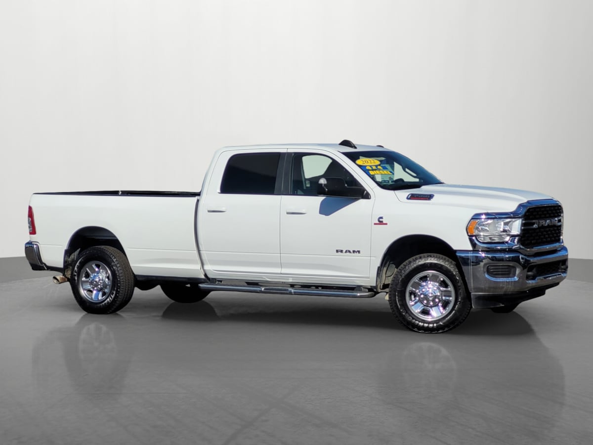 2022 Ram 3500 Big Horn photo 3