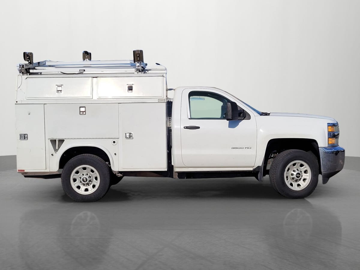 2015 Chevrolet Silverado 3500HD Work Truck photo 2